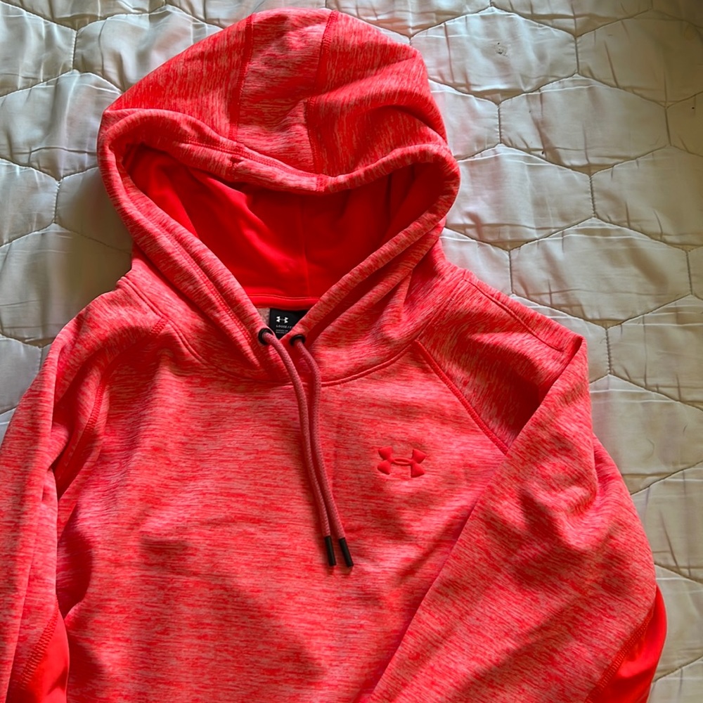Women’s XL Under Armour Pullover Sweatshirt